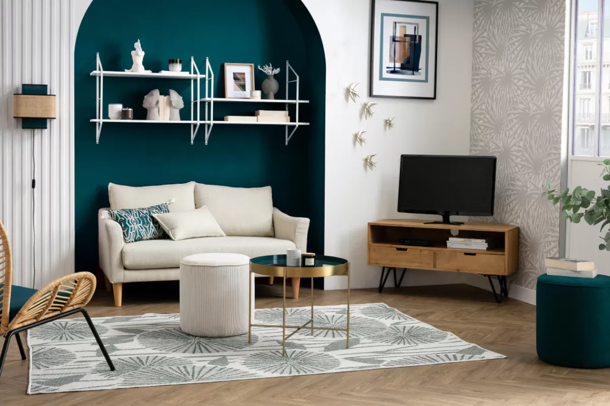 Miliboo Canapé scandinave 2 places en tissu bleu canard et bois clair KATE