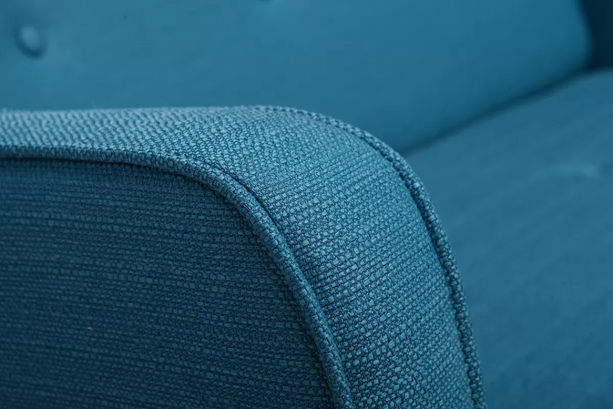 Miliboo Canapé scandinave 2 places en tissu bleu canard et bois clair ULLA