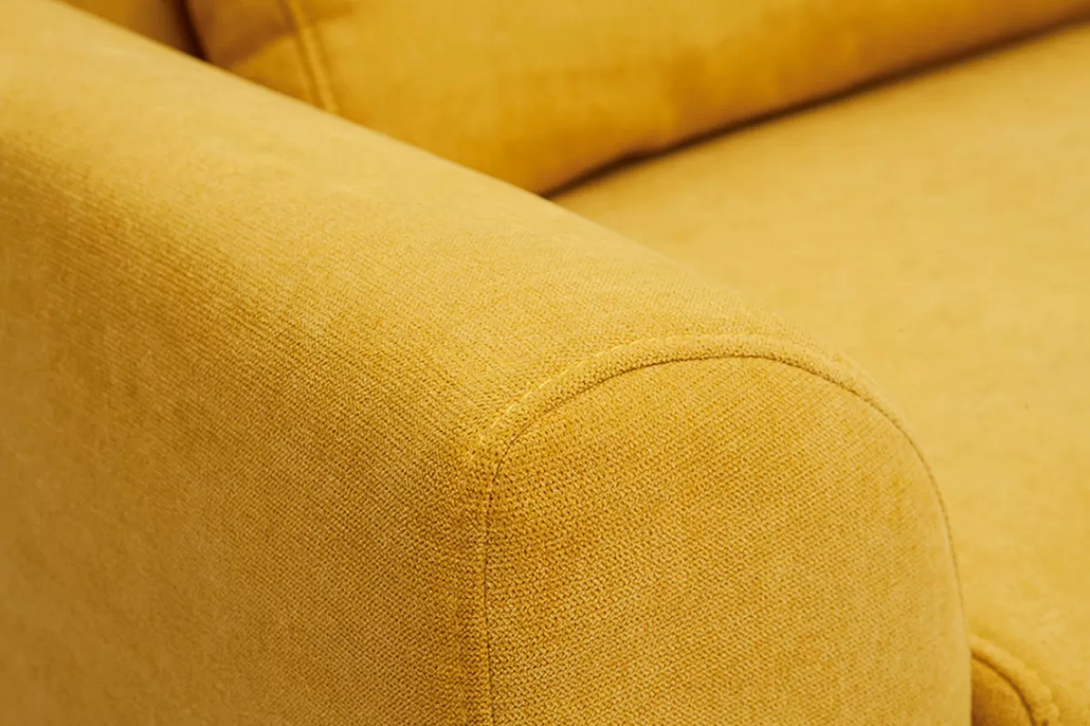 Miliboo Canapé scandinave 3 places en tissu effet velours jaune moutarde et bois clair EKTOR