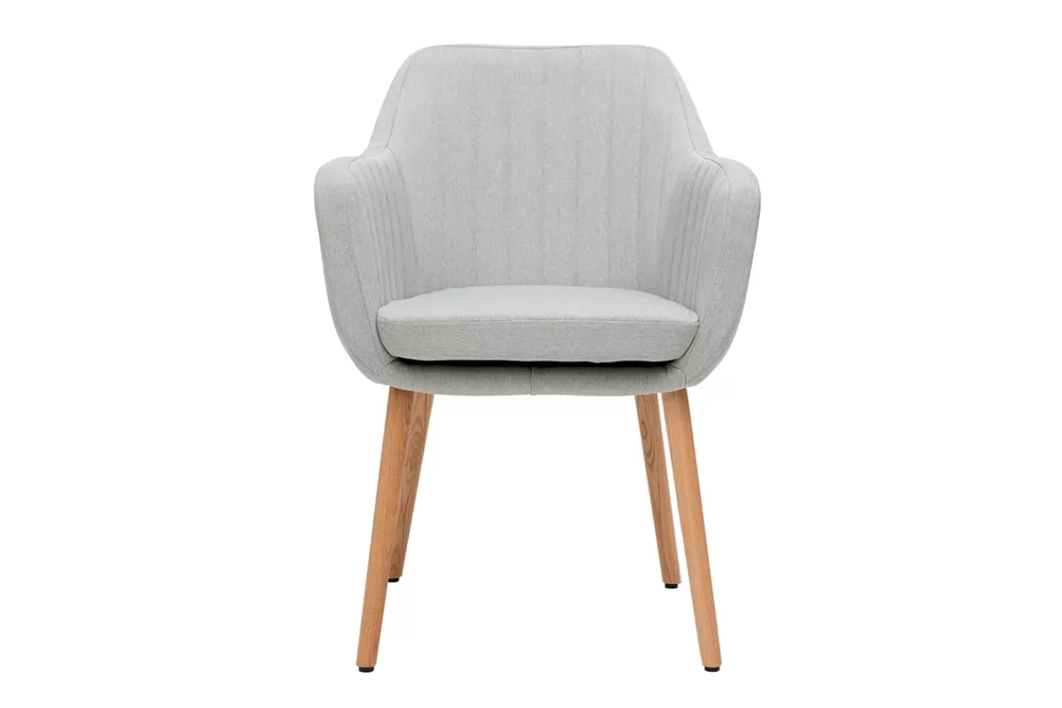 Miliboo Chaise scandinave en tissu gris clair et bois clair ALEYNA