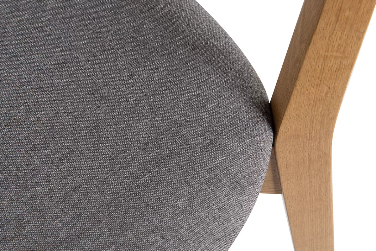 Miliboo Chaises vintage en bois clair chêne et tissu gris clair (lot de 2) LUCIA