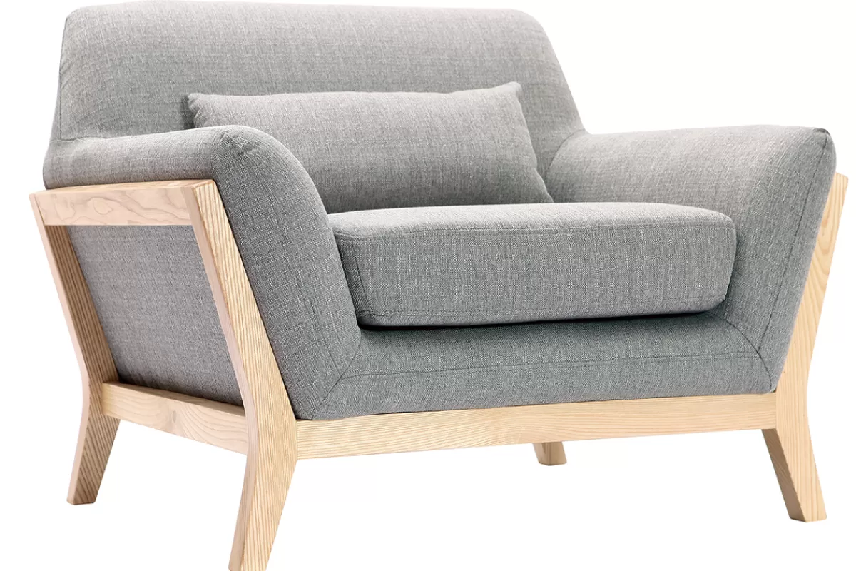 Miliboo Fauteuil scandinave en tissu gris et bois clair massif YOKO