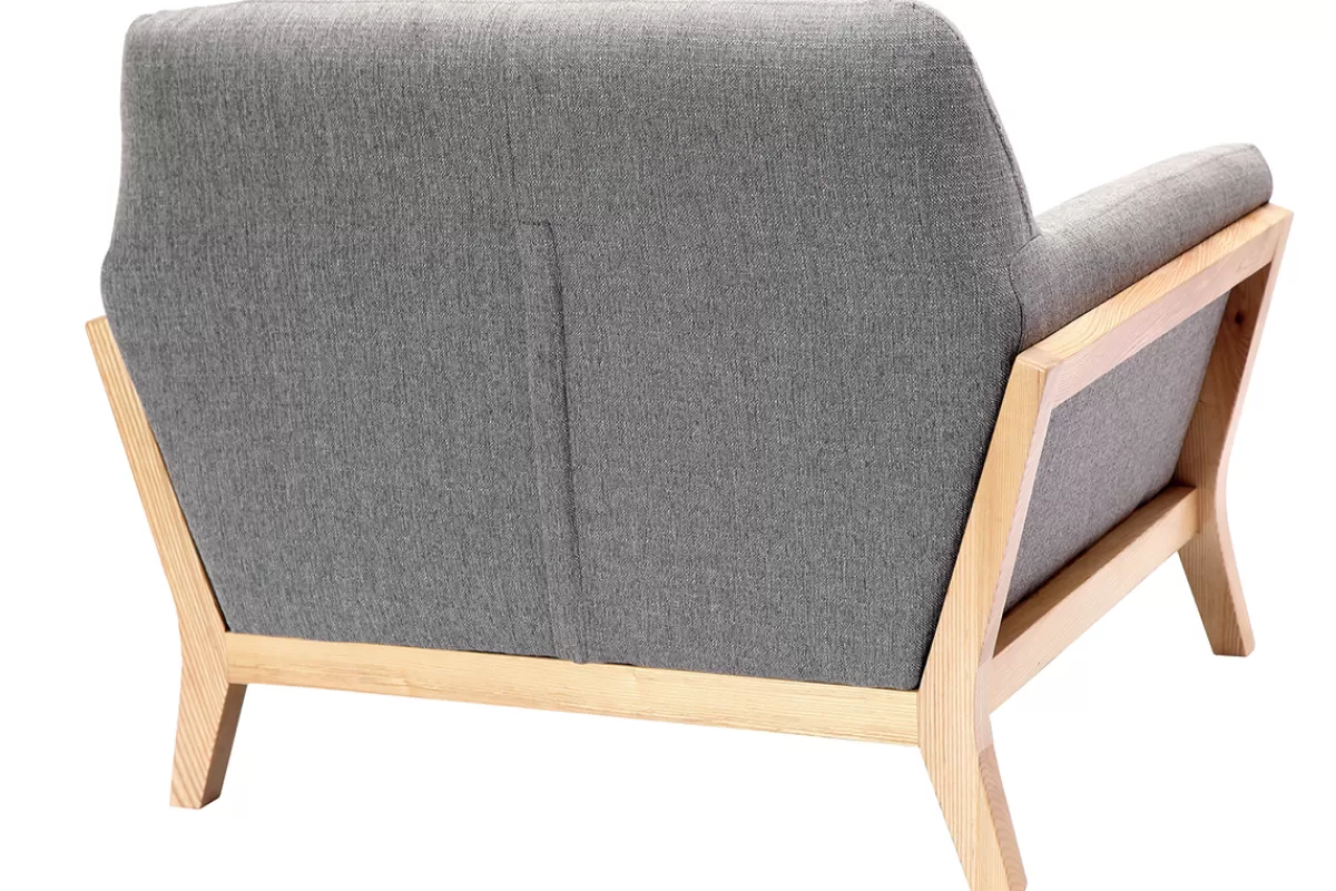 Miliboo Fauteuil scandinave en tissu gris et bois clair massif YOKO
