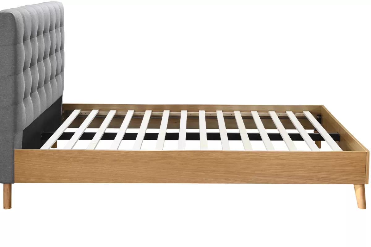 Miliboo Lit 2 places 140x200cm en bois et tissu gris capitonné LYNN