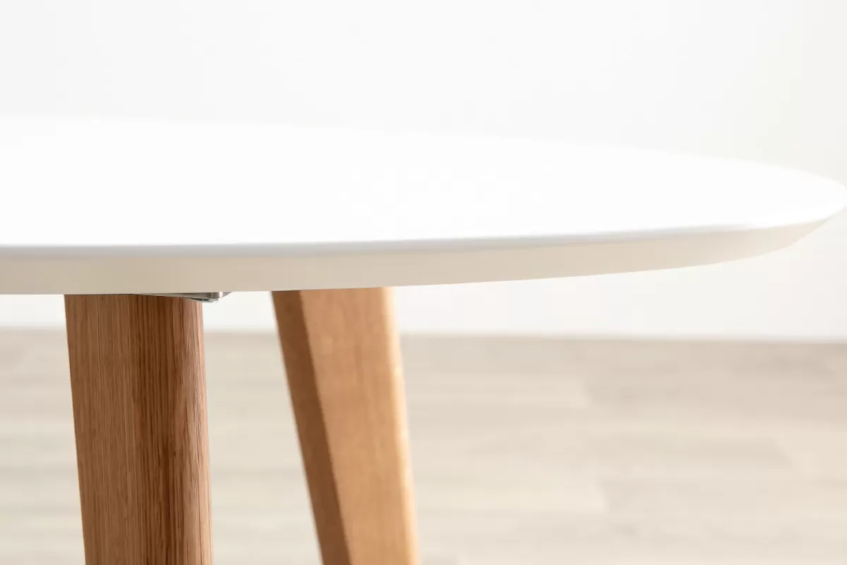 Miliboo Table basse ovale scandinave blanc et bois clair chêne L120 cm EKKA