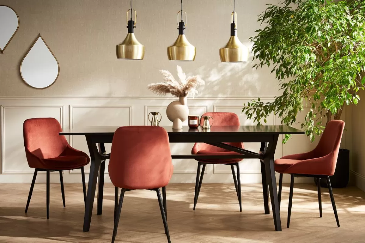 Miliboo Table extensible rallonges intégrées rectangulaire bois foncé noyer L180-220 cm FOSTER