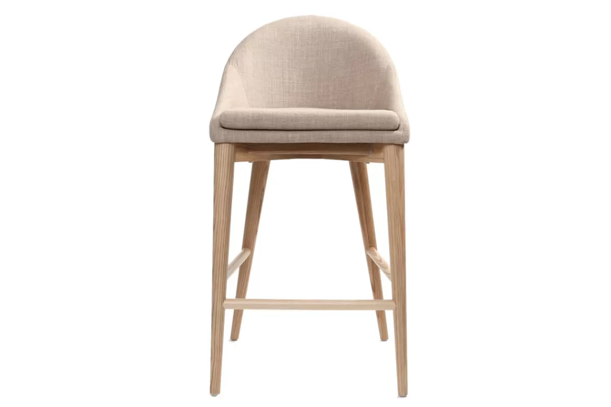 Miliboo Tabourets de bar scandinaves en tissu beige et frêne massif H66 cm (lot de 2) DALIA