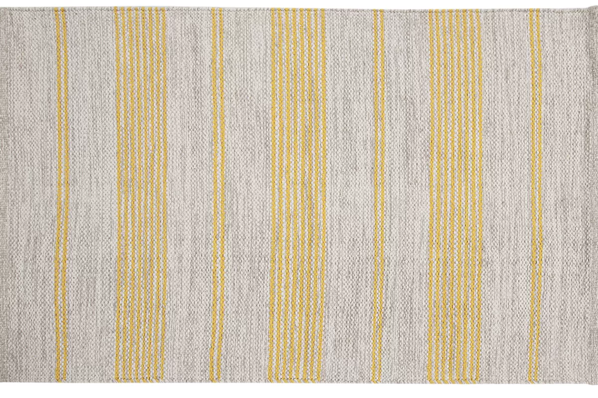 Miliboo Tapis / Descente de lit rectangulaire beige à rayures jaunes 50 x 80 cm CABOURG