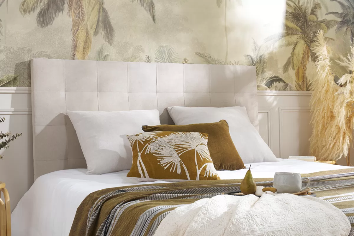 Miliboo Tête de lit capitonnée en tissu beige clair naturel L140 cm HALCIONA