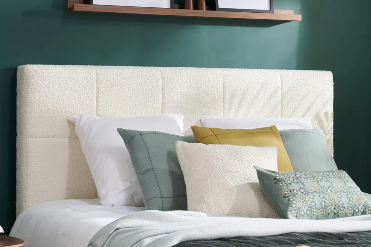 Miliboo Tête de lit en tissu effet laine bouclée blanc L160 cm CLOVIS